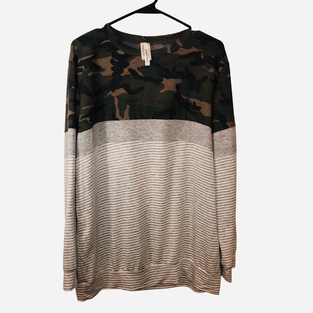 Grateful Hearts Top
